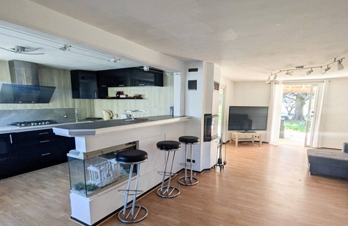 Signes House | White House