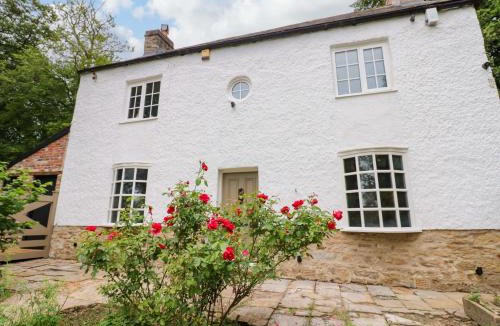 Durham House | White House