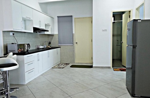 Malacca City Apartment | WHITE HOUSE