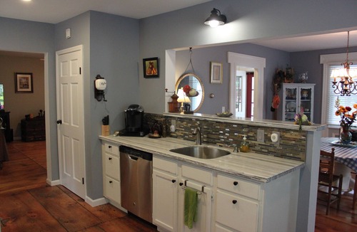 Town of Sharon House | White House on Main - Sharon Springs NY