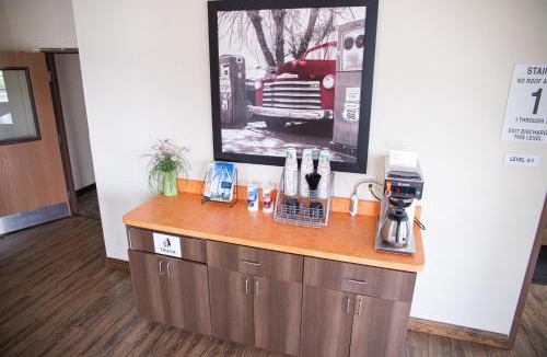 Plainfield Hotel | White House Suites