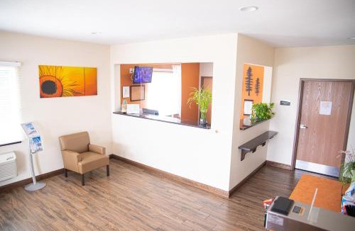 Plainfield Hotel | White House Suites
