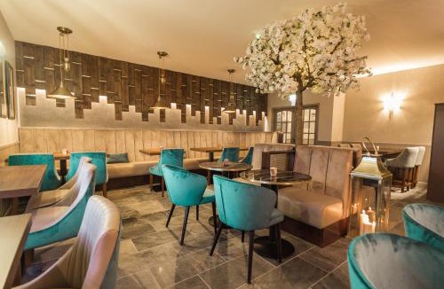 Weston Hotel | White Lion Hotel