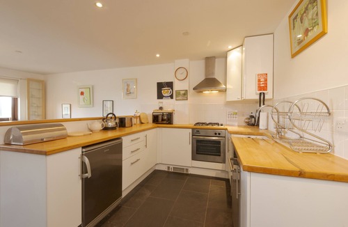 Mawgan Porth House | White Lodge Apartments