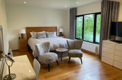 Piltdown Bed & Breakfast | White Lodge B&B