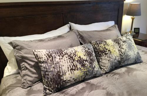 Piltdown Bed & Breakfast | White Lodge B&B