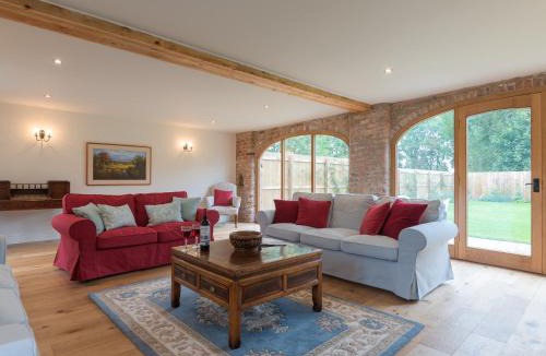 Carlton Miniott House | White Lodge Cottage