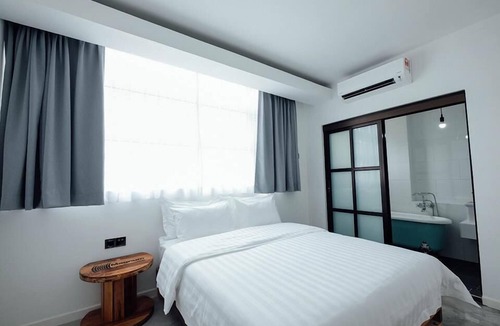 Malim Jaya Hotel | White Loft Hotel