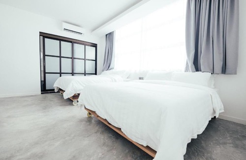 Malim Jaya Hotel | White Loft Hotel