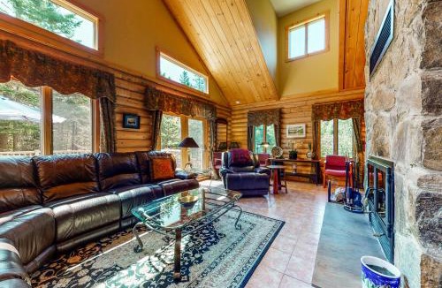 Twin Mountain House | White Mountain Log Home
