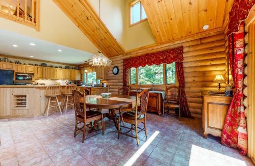 Twin Mountain House | White Mountain Log Home