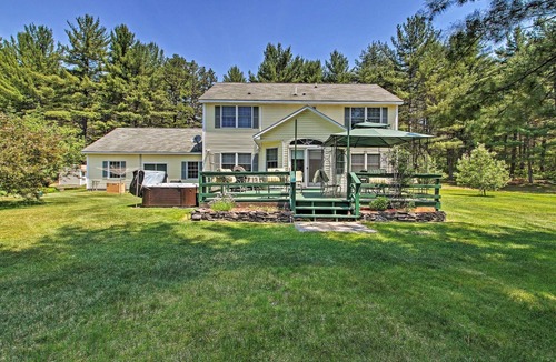Center Ossipee House | White Mountains Escape w/Hot Tub & Fire Pit!