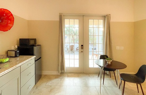 Truckland House | White Orchid Apartments