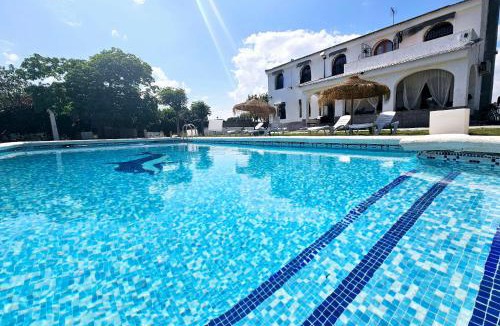 Alicante Villa | White Paradise Villa - Sol y Luz - by SunCastle apartamentos