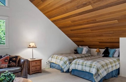 Naches House | White Pass Luxury Cabin