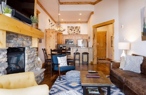 Victor Condo | White Pine Condo | Bronze Buffalo Ranch