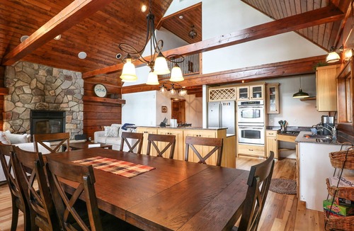 King House | White Pine Inn at Sunset Lake