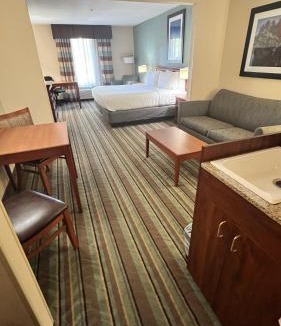 Salamanca Hotel | White Pine Lodge