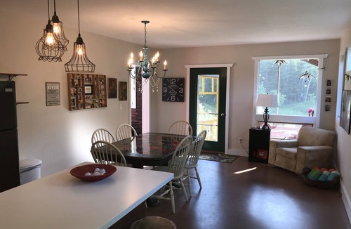 Palmers House | White Pine Retreat, Duluth North Shore Gem