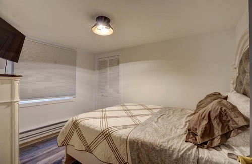 Tichigan Villa | White Pine Villa