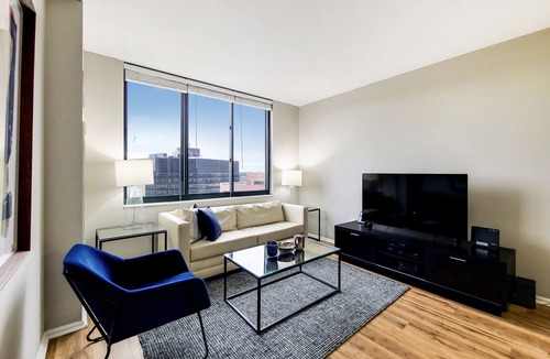 White Plains Apartment | White Plains One Bedroom, Steps from Metro North