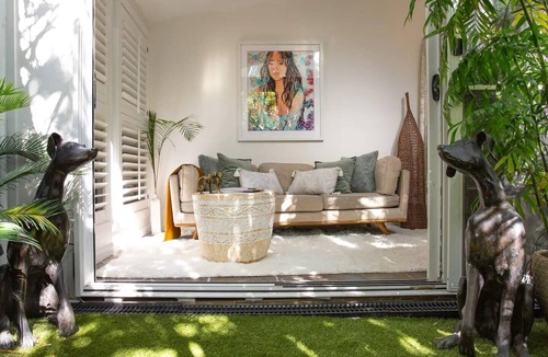 Suffolk Park Apartment | White Rabbit beachside