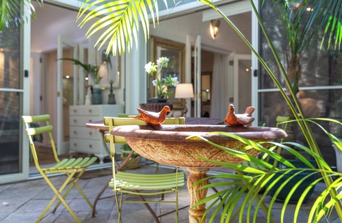 Suffolk Park Apartment | White Rabbit beachside