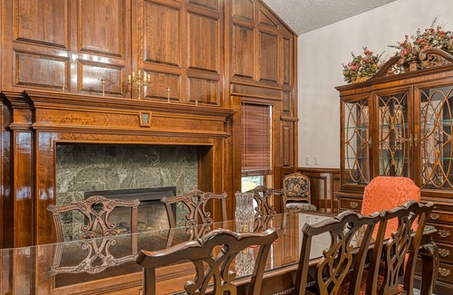 Friendsville House | White Rock Casa | House in Friendsville with private indoor pool, hot tub, gym