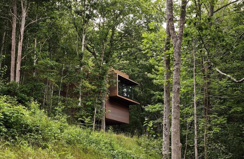 Gaspereau House | White Rock Guest Cabin