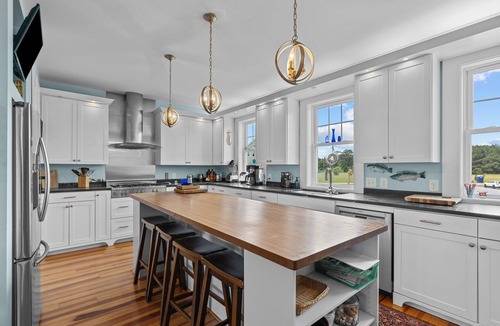 Morehead City House | White Rock-Soundfront Home with Pool