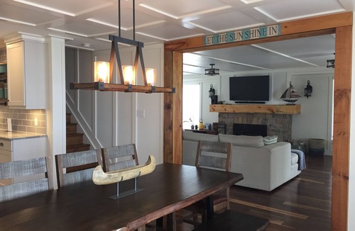 Ridgeway House | White Sand Beach Paradise In Canada's South Coast