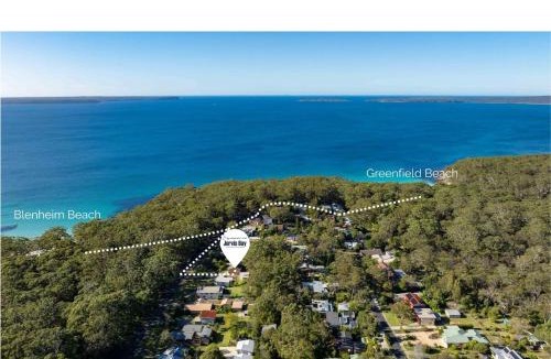 Vincentia House | White Sands House by Experience Jervis Bay