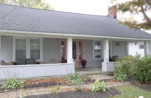 Madison Beach House | White Sands Lake House