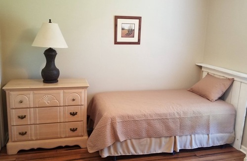 Crawfordville House | White Squirrel Cottage