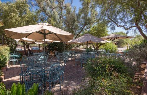 Picture Rocks Bed & Breakfast | White Stallion Ranch