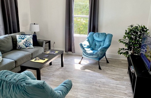 White Stone House | White Stone Gem with high speed internet
