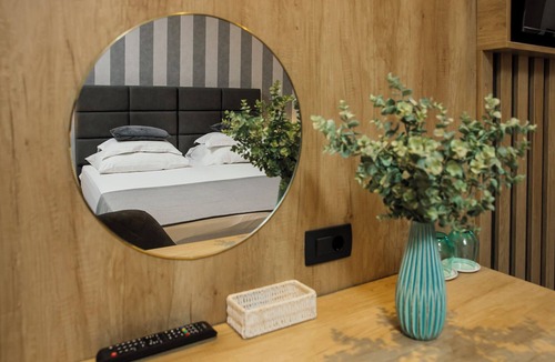 Promajna Bed & Breakfast | White Stone Villa