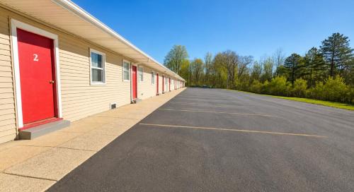 Genesee Township Hotel | White Swan Motel