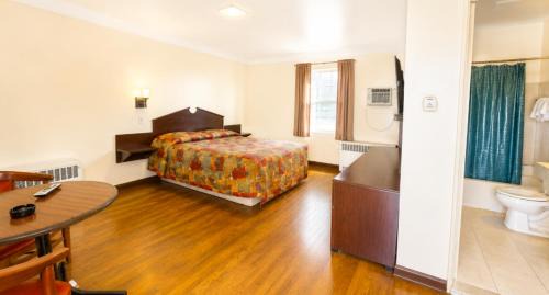 Genesee Township Hotel | White Swan Motel