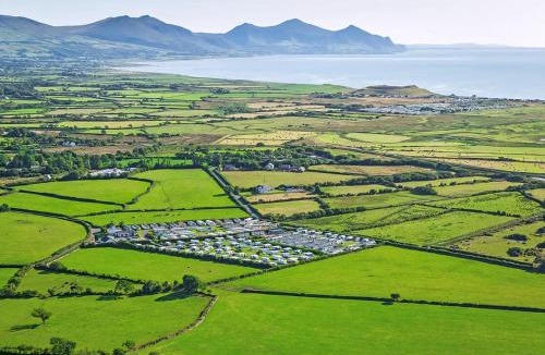 Dinas Resort | White Tower Holiday Park