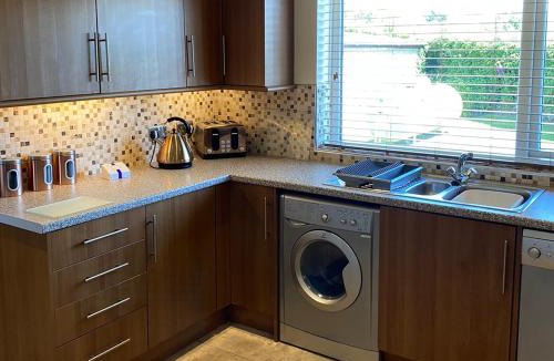 Llandwrog House | White Towers - Hw7625