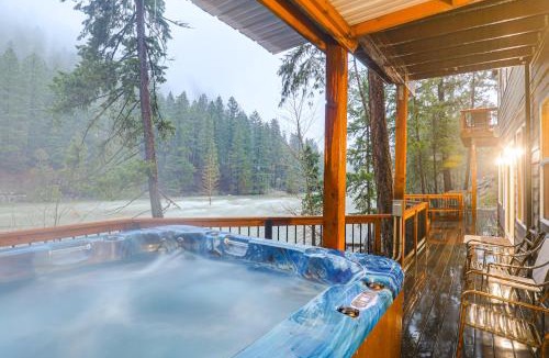 Leavenworth House | 'White Water Lodge' Luxe Leavenworth Vacation Home