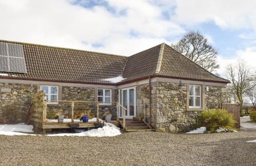 Rumbling Bridge House | White Wisp