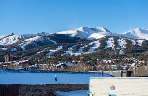 Peak 8 House | White Wolf #1648