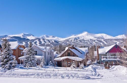 Peak 8 House | White Wolf #1648