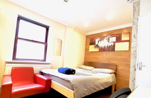 Stepney Green Apartment | Whitechapel Studio with Bathroom & Kitchen 2S