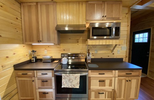Crane Lake Cabin | Whitefish Cabin + Private Sauna!