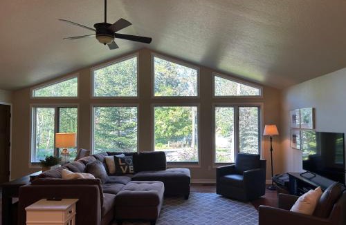 Whitefish House | Whitefish Home, 3 BED 2 BATH, Sleeps 7, Hot Tub, AC