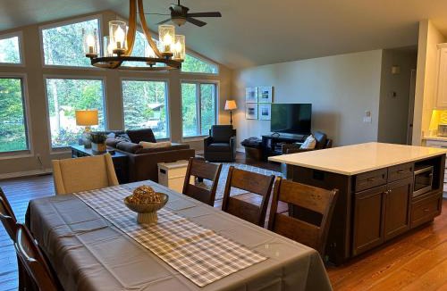 Whitefish House | Whitefish Home, 3 BED 2 BATH, Sleeps 7, Hot Tub, AC