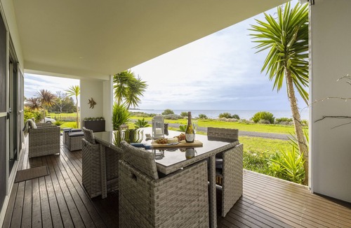 Para Wurlie House | Whitehaven ~ Absolute Beachfront!